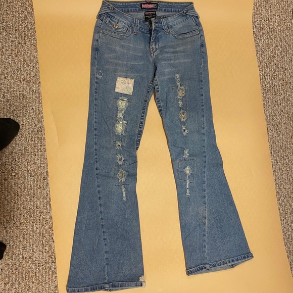 Bubblegum Y2K Flare Jeans - Picture 5 of 7